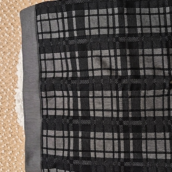 3 Feathers Leggings - Picture 5 of 8